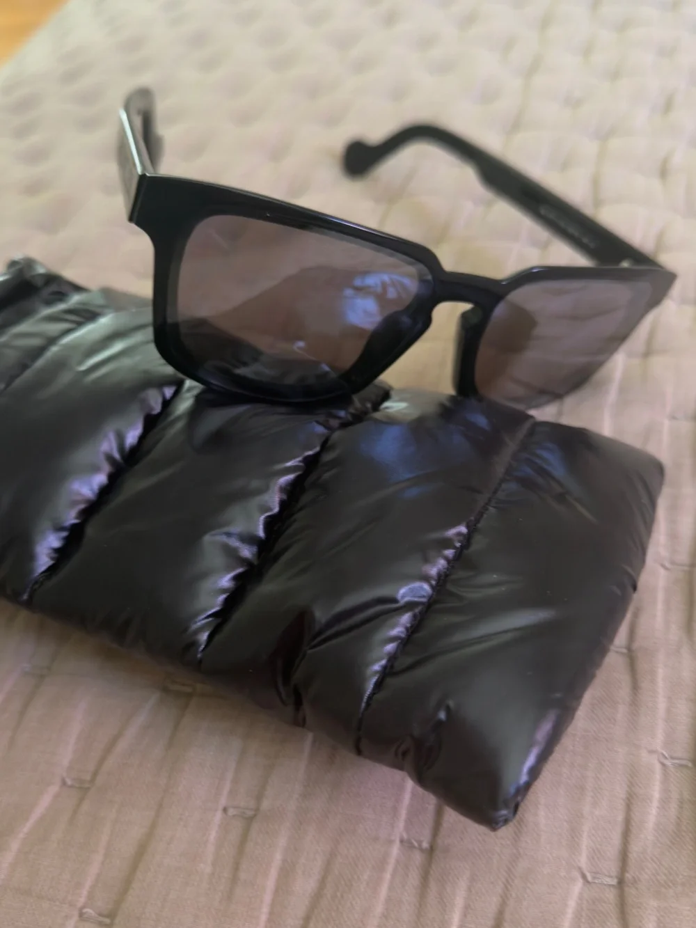 Moncler cat eye